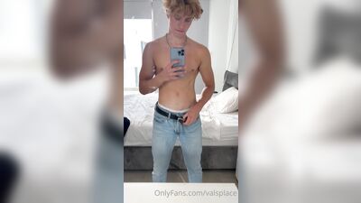 Valsplace gay porn video (134)