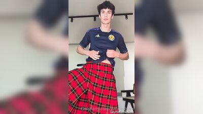 Xanderboyx and xanderandjay 'did you know that true Scots wear nothing under their kilt   ' by 'xanderboyx' from - gay porn video