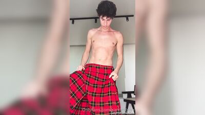 Xanderboyx and xanderandjay 'did you know that true Scots wear nothing under their kilt   ' by 'xanderboyx' from - gay porn video