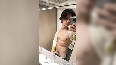 Xanderboyx and xanderandjay 'I was so horny on the train, I text Jay and told him I was g ' by 'xanderandjay' from - gay porn video