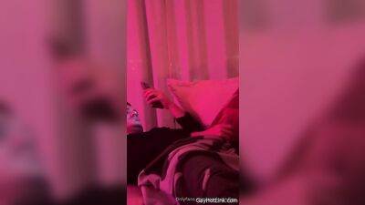 Xanderboyx and xanderandjay 'I like to watch Jay reply to your messages  and see what h ' by 'xanderandjay' from - gay porn video