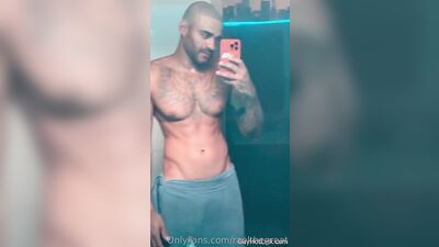 Small OF clips - gay porn video (Part 1) (977)