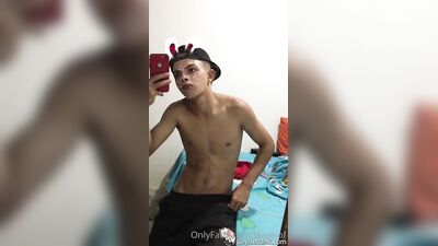 Small OF clips - gay porn video (Part 1) (412)