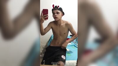 Small OF clips - gay porn video (Part 1) (412)