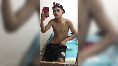 Small OF clips - gay porn video (Part 1) (412)