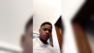 Small OF clips - gay porn video (Part 2) (1100)