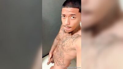 Small OF clips - gay porn video (Part 2) (145)