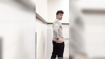 Small OF clips - gay porn video (Part 6) (29)