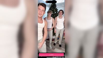 Small OF clips - gay porn video (Part 5) (1)