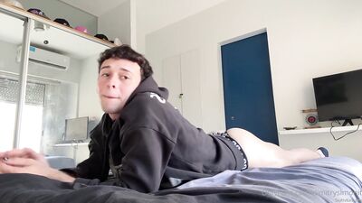 Small OF clips - gay porn video (Part 2) (881)
