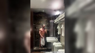 Small OF clips - gay porn video (Part 2) (1034)