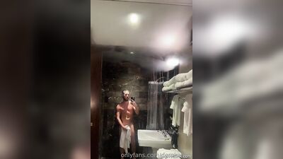 Small OF clips - gay porn video (Part 2) (1034)