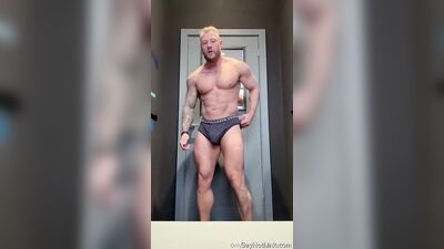 Small OF clips - gay porn video (Part 6) (118)