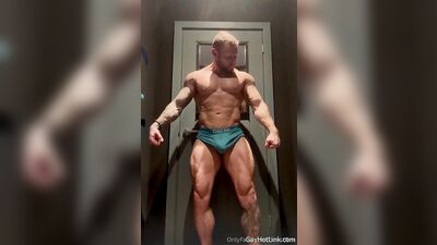 Small OF clips - gay porn video (Part 6) (112)