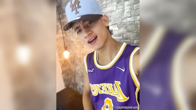 Small OF clips - gay porn video (Part 2) (194)