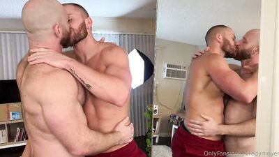 Fans - Johnny Ray Brody Meyer - gay porn video