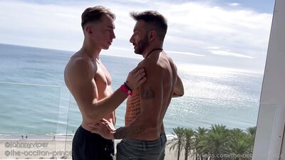 Fans - The Occitan Prince & Johnny Viper - gay porn video