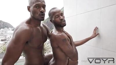 Fans - Marlon's Rooftop Smash - Rhyheim Shabazz & Marlon - gay porn video