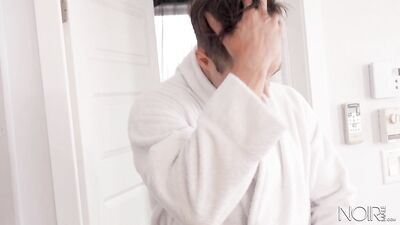 Snowed In No Wi-Fi - Arno Antino & Harrison Feels - gay porn video