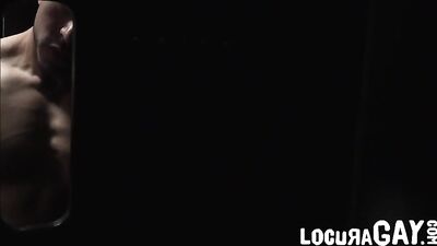 LocuraGay - Mamadas en el gloryhole de Alan Vicenzo a Andrew X - gay porn video