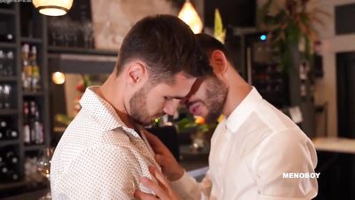 MenoBoy - Tommy Dreams & Even Canaillou - Canaillou succumbs to the Barman's charm - gay porn video