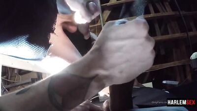 Jerking off with a fan - gay porn video