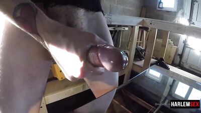 Jerking off with a fan - gay porn video