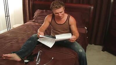 Blowing James Oak - gay porn video
