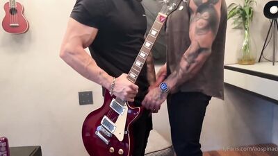 Fans - Alejo Ospina and Vitinho Prado - gay porn video