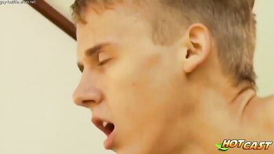 Danton Gary Chris Hollander - Vacations are even better with a good sucker - gay porn video