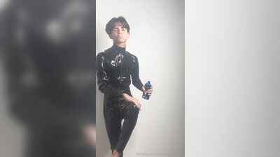 derekpalacioss - 2023-11-25 - got so horny while I was away I had a craving for tight late