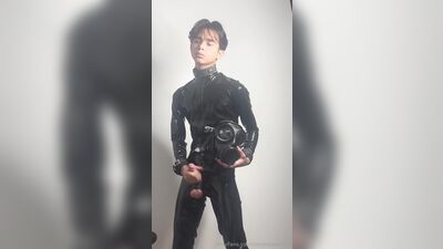 derekpalacioss - 2023-11-25 - got so horny while I was away I had a craving for tight late