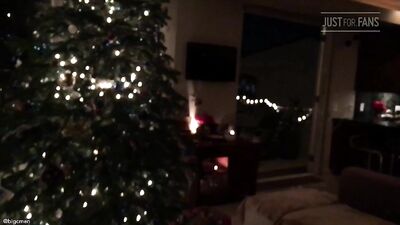 Fans - PG 2018 Industry Holiday Party - gay porn video