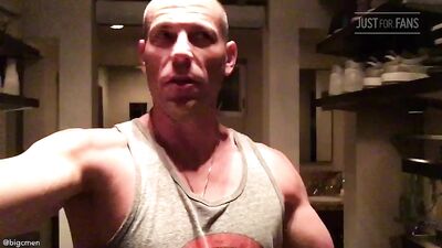 Fans -Big C Fucks His Sexy Bud Who Flaked Last Time Part 1 - gay porn video