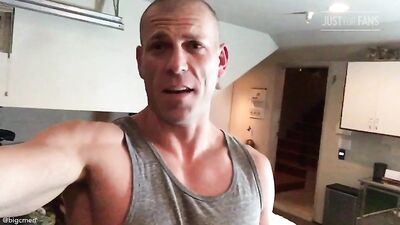 Fans -Big C Fucks His Sexy Bud Who Flaked Last Time Part 1 - gay porn video