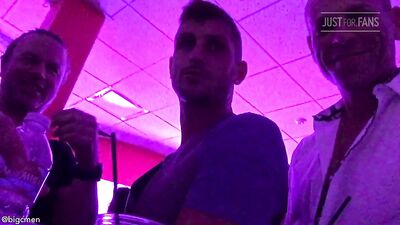 Fans -Red Carpet AVN Awards With Taylor Reign - gay porn video
