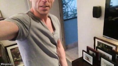 Fans -Jared Just Kissed Me & Now I Got Wood - gay porn video