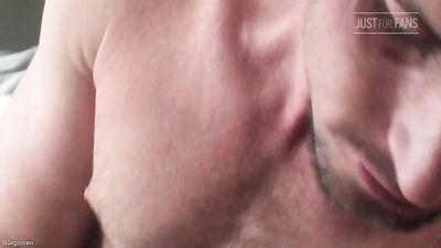 2018.11.19 - Jared Sucks Out A Thick Daddy Load The Morning After GPS
