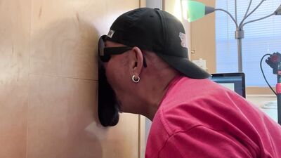 Hung Ebony Man Gets A Blow Job - gay porn video