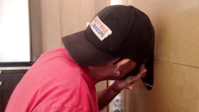 Hung Ebony Man Gets A Blow Job - gay porn video
