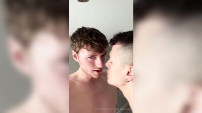 Fans - Timothy Champagne & Eric Rey - gay porn video