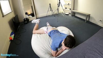 Brad gets super horny in his nude photoshoot - gay porn video