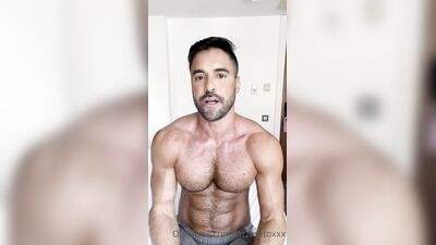 Fans - LazzaratoXXX - gay porn video (50)