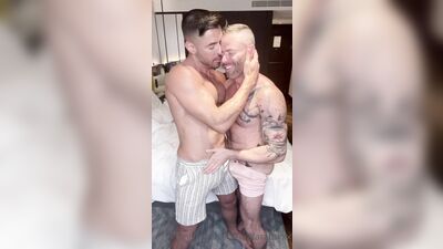 Fans - LazzaratoXXX - gay porn video (52)