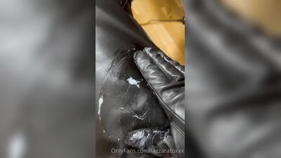 Fans - LazzaratoXXX - gay porn video (95)