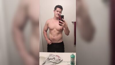 Fans - The Lyon King - gay porn video (102)