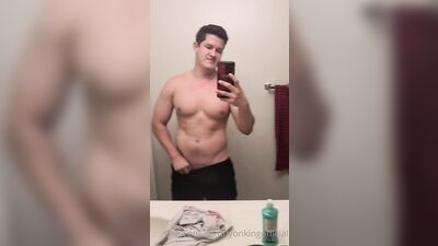 Fans - The Lyon King - gay porn video (102)