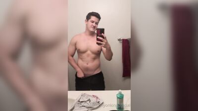 Fans - The Lyon King - gay porn video (102)