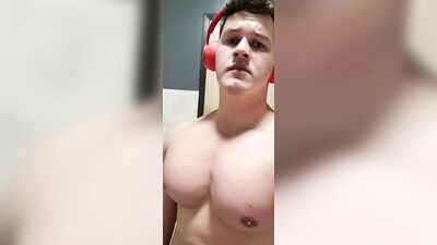 Fans - The Lyon King - gay porn video (94)