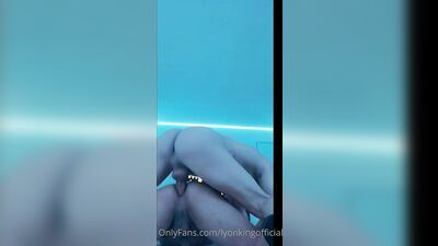 Fans - The Lyon King - gay porn video (8)